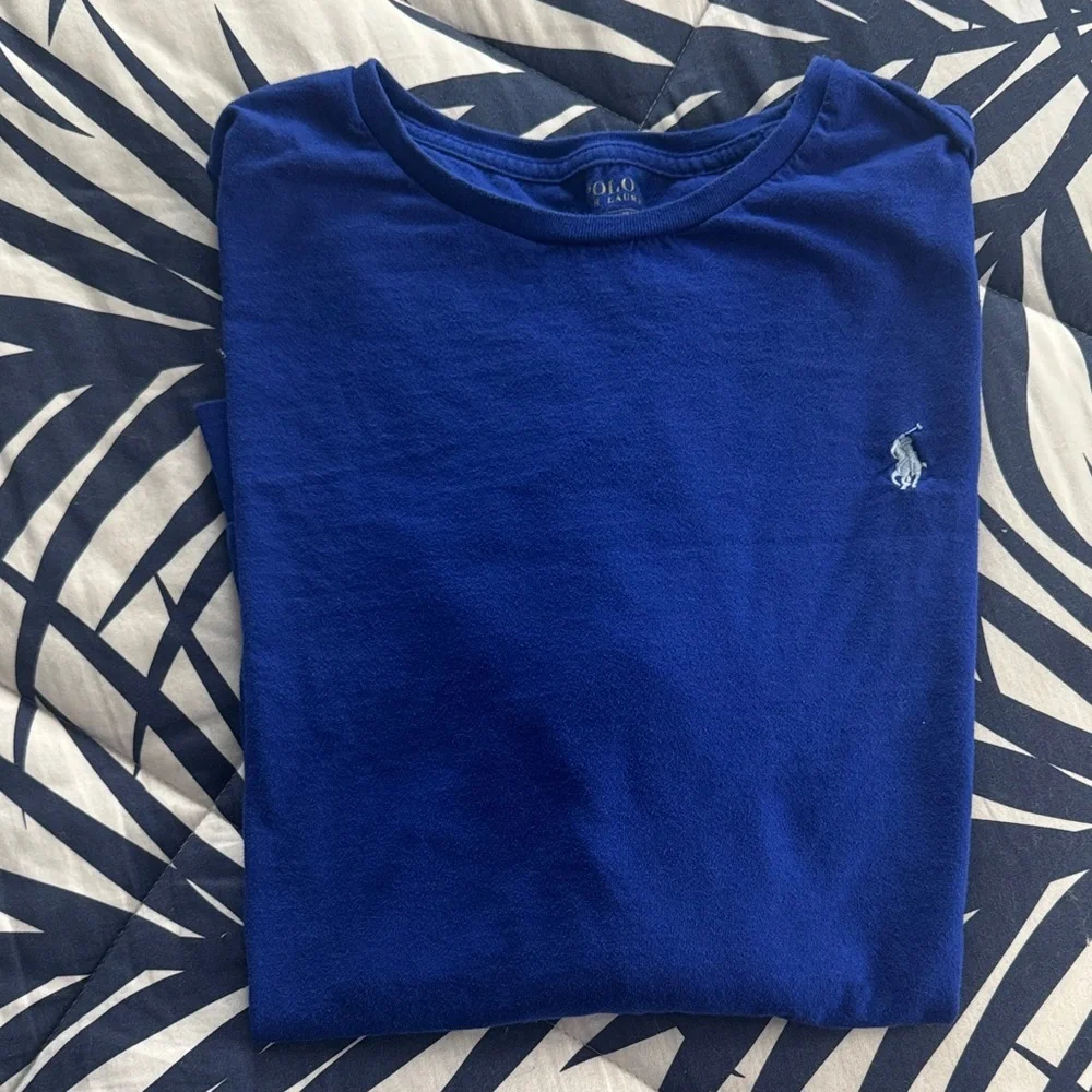Polo by Ralph Lauren Men's Royal Blue Tee. Xl - Picture 2 of 3